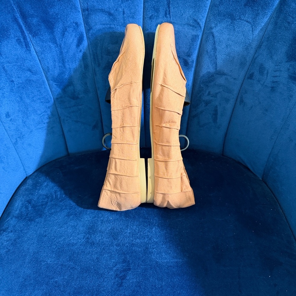 Korks Palmer Women's Coral/Nude Pleated Ballet Flats Size 10 - Picture 2 of 5